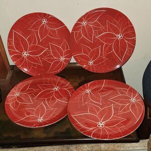 Mulberry Poinsettia Melamine 10.5" Dinner Plate Set of 4